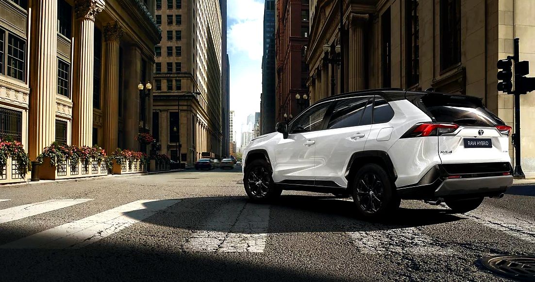 Кросовер Toyota RAV4 Hybrid розкрив деталі приводу: Комплексний огляд технологій та можливостей