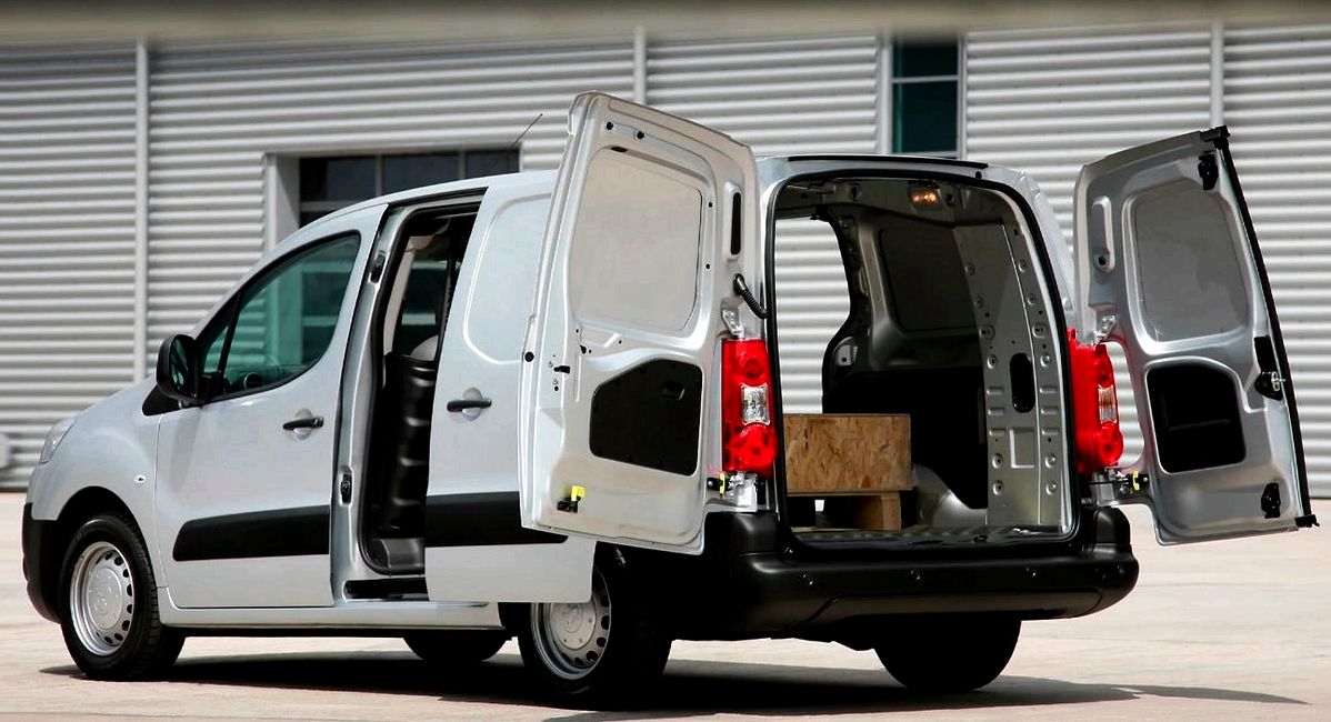 Огляд Peugeot Partner van (2008-2018)