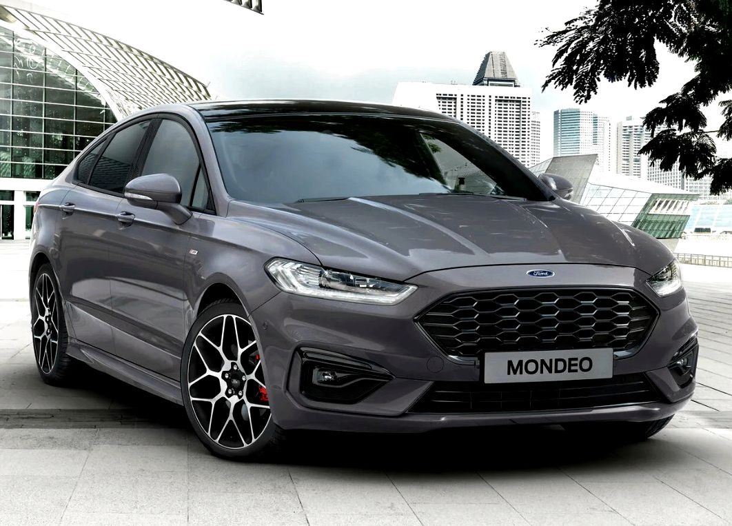 Тест-драйв Ford Mondeo: Легендарний Сімейний Седан під Новим Кутом